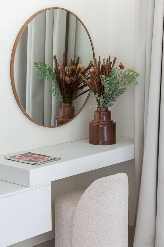Frank Porter - One Park Avenue Apartment Dubai
